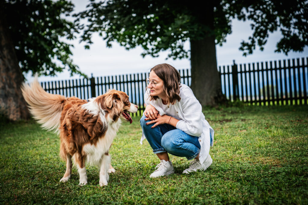 Hundetrainerin Karin: Gemeinschaft Mensch und Hund in Deggendorf